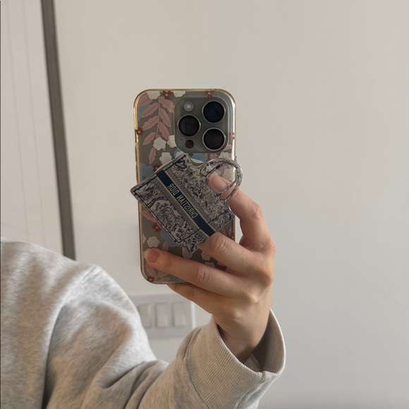 Mag safe popsocket - Picture 2 of 2